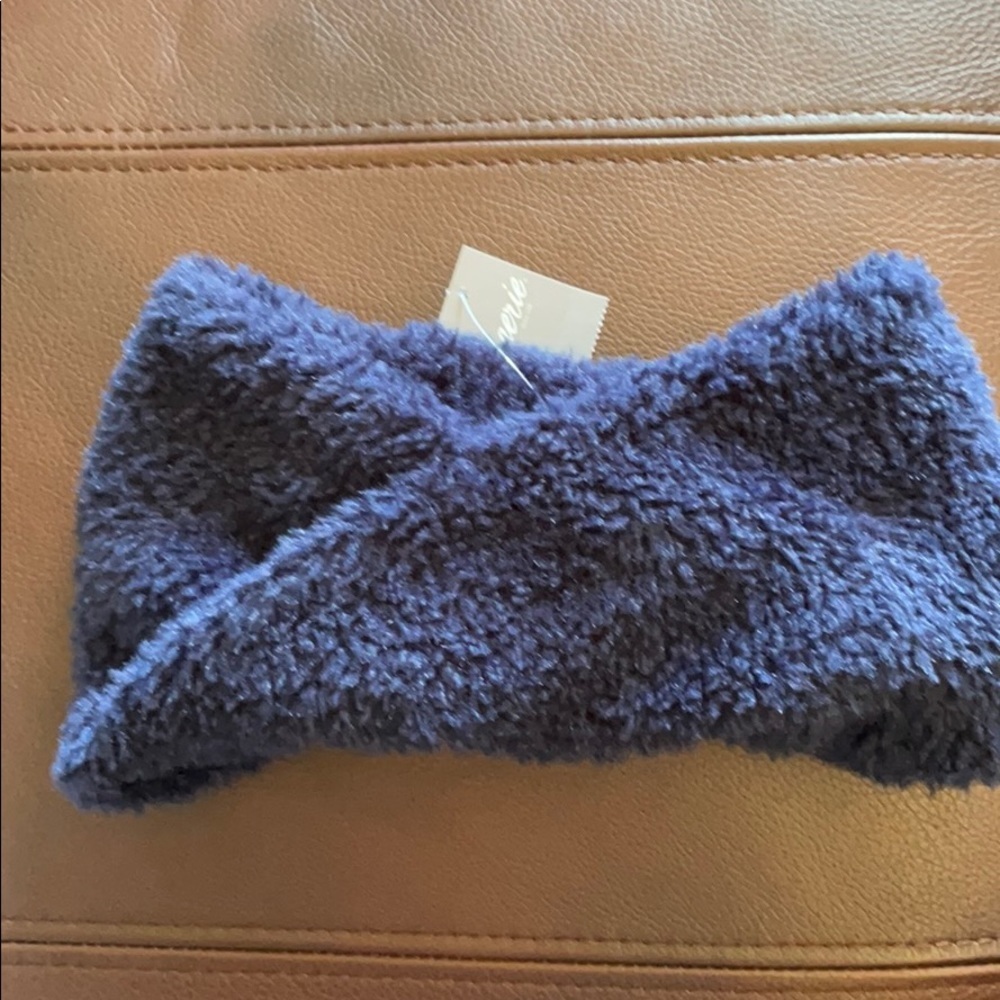 Aerie Fuzzy Super Soft Winter Headband Dark Blue OS